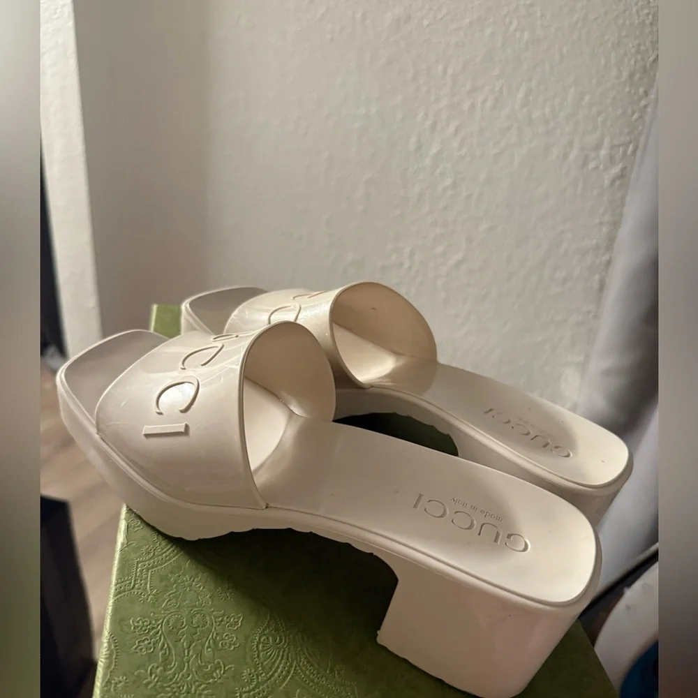 Gucci slide - Picture 9 of 9